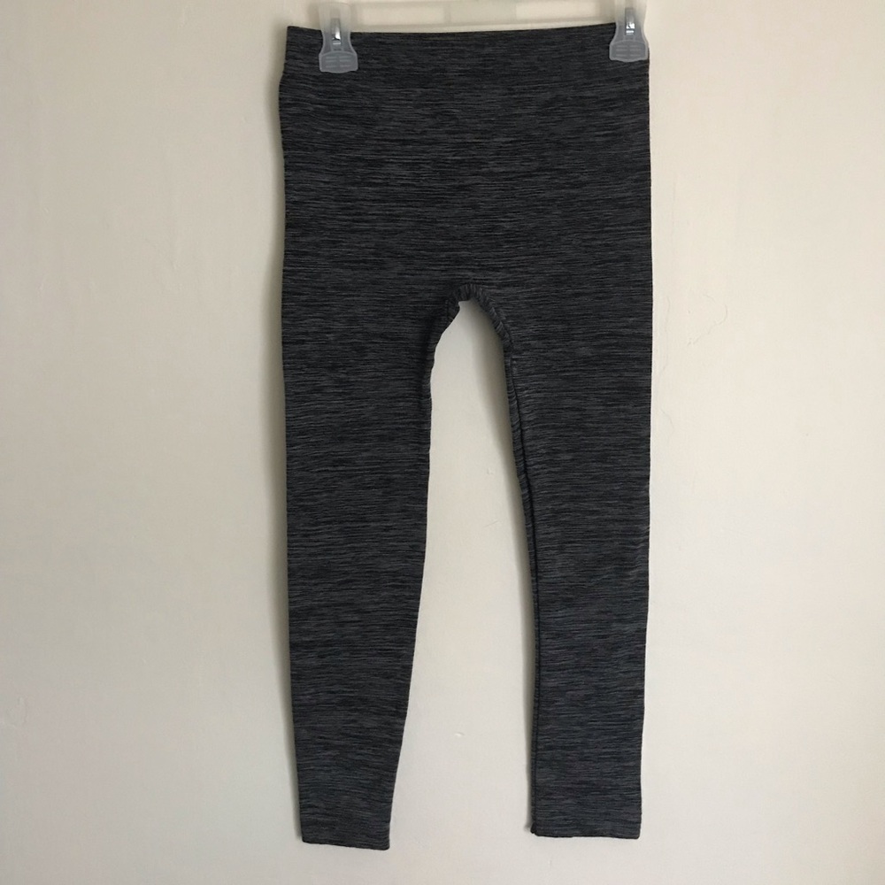 Charlotte Russe workout leggings capris